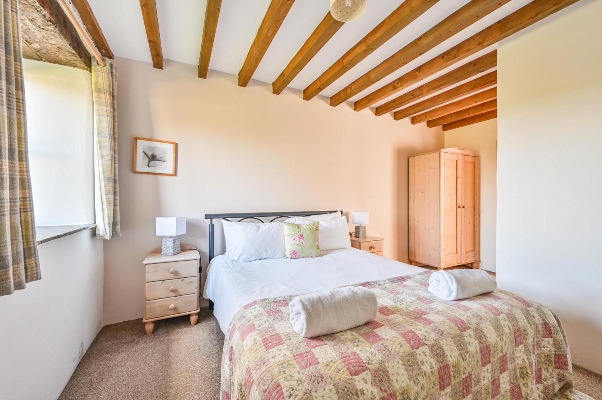 Polean Farm Cottages - With Free Animal Feeding And Pony Rides And Free Access To A Nearby Pool Лоо Номер фото