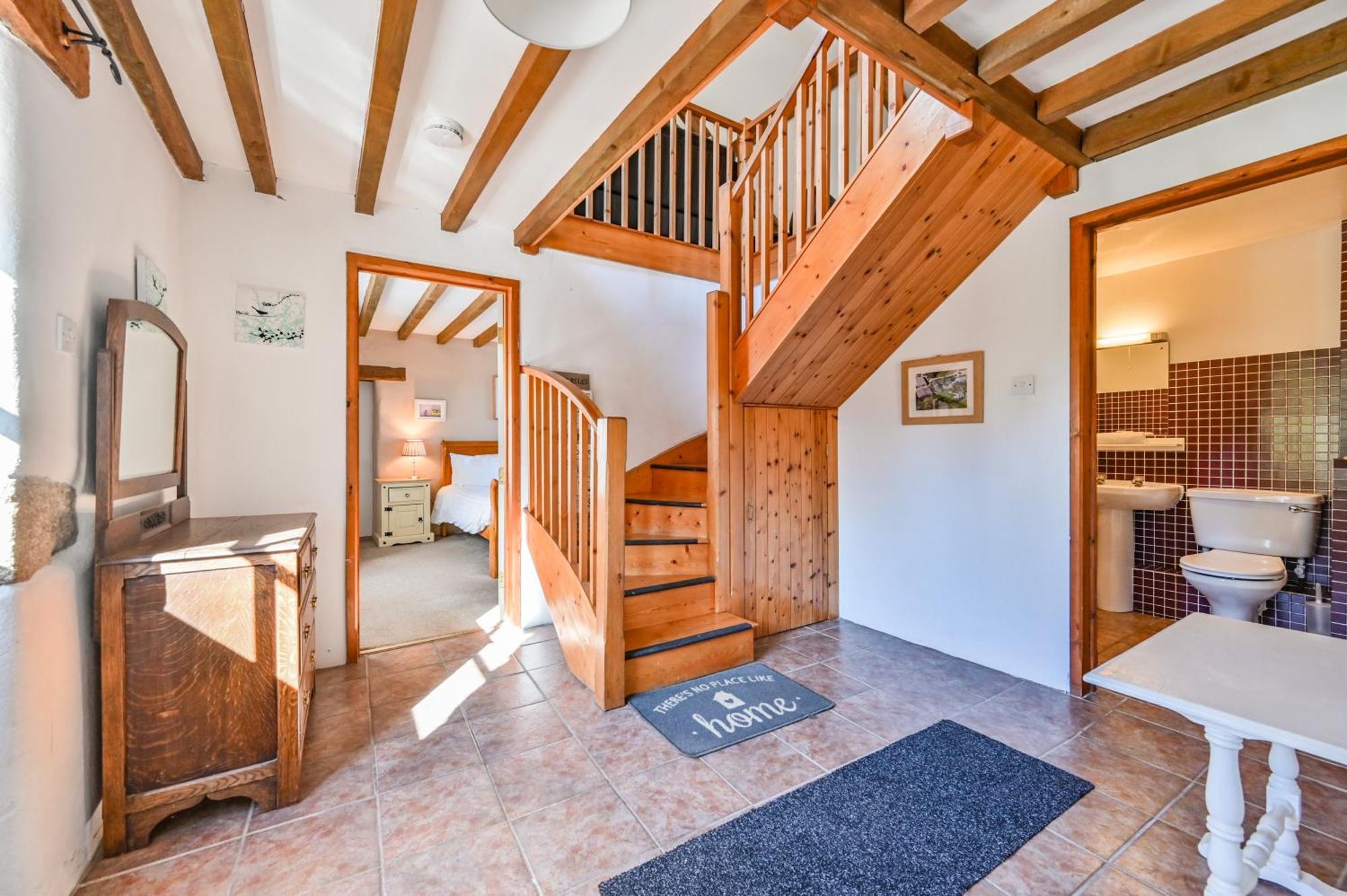 Polean Farm Cottages - With Free Animal Feeding And Pony Rides And Free Access To A Nearby Pool Лоо Номер фото